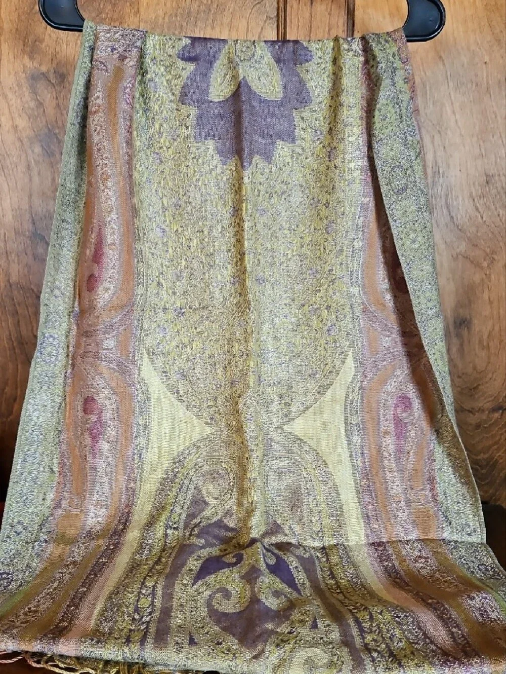 Collectioneighteen elegant paisley